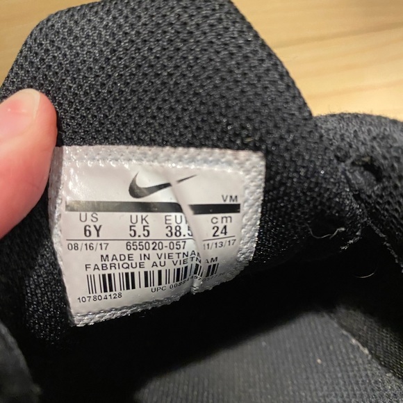 nike air max size 6Y - Picture 4 of 4